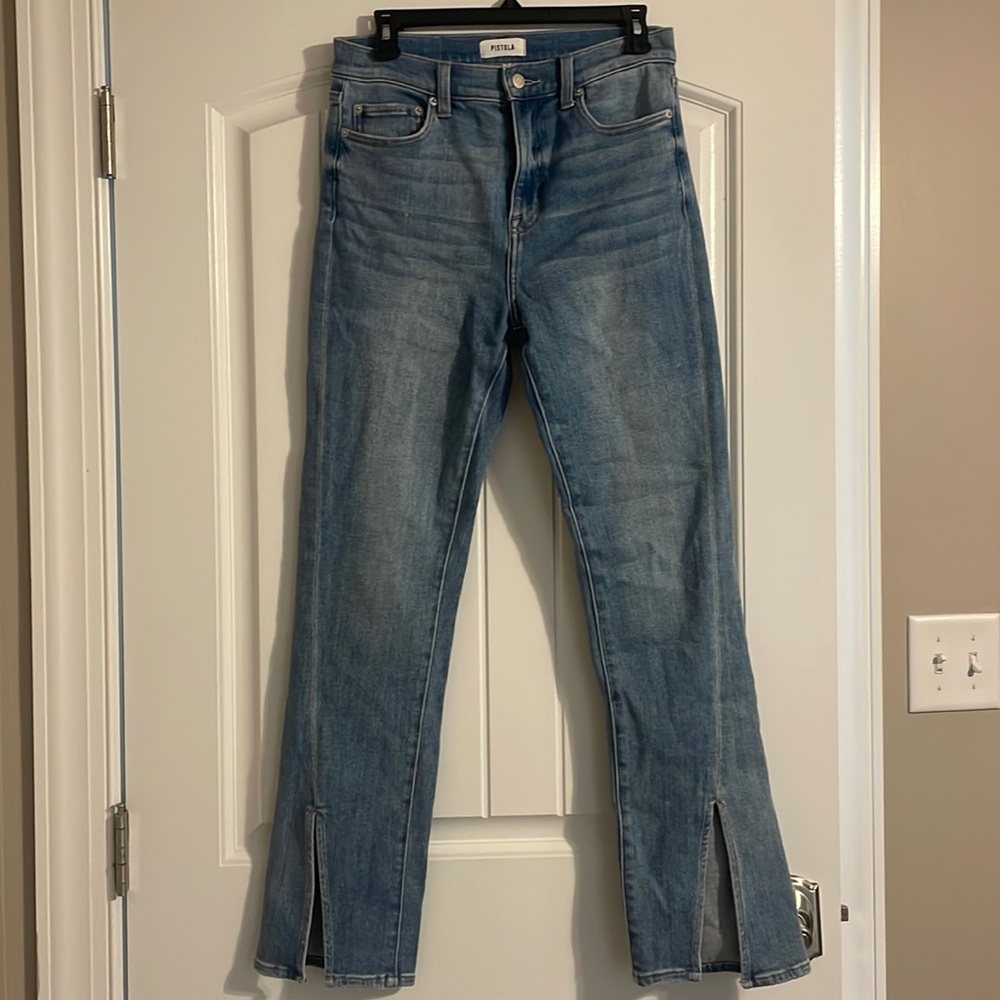 NEVER WORN Pistola split hem jeans size 28
